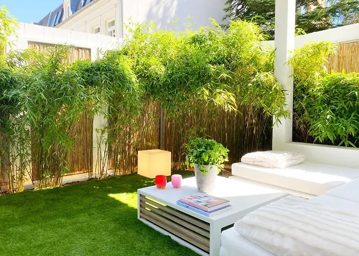 Apartment White *