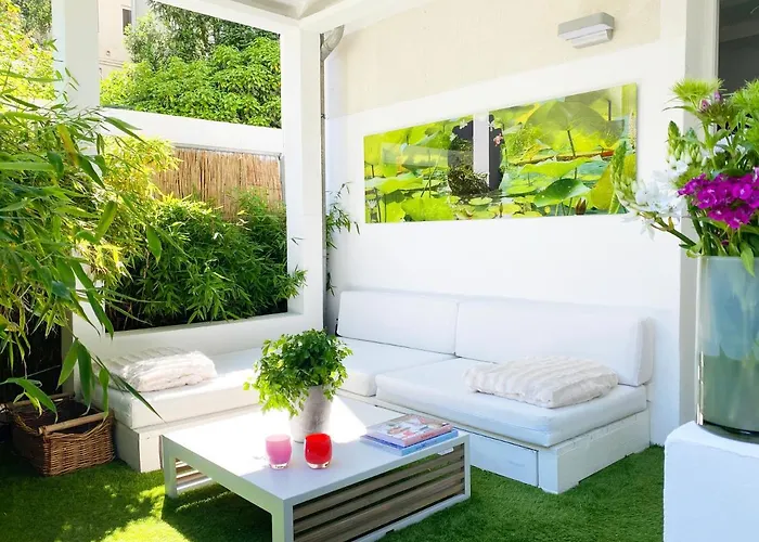 Apartment White *